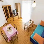 Apartment In Silo Near The Sea * Šilo
